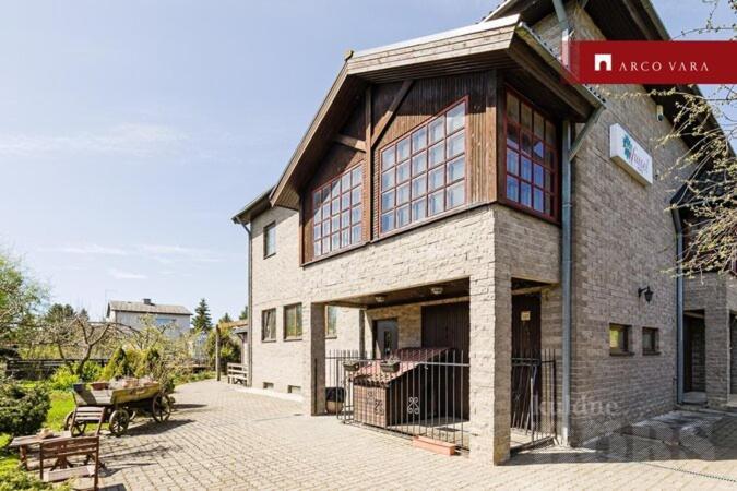 Urusel Guest house *