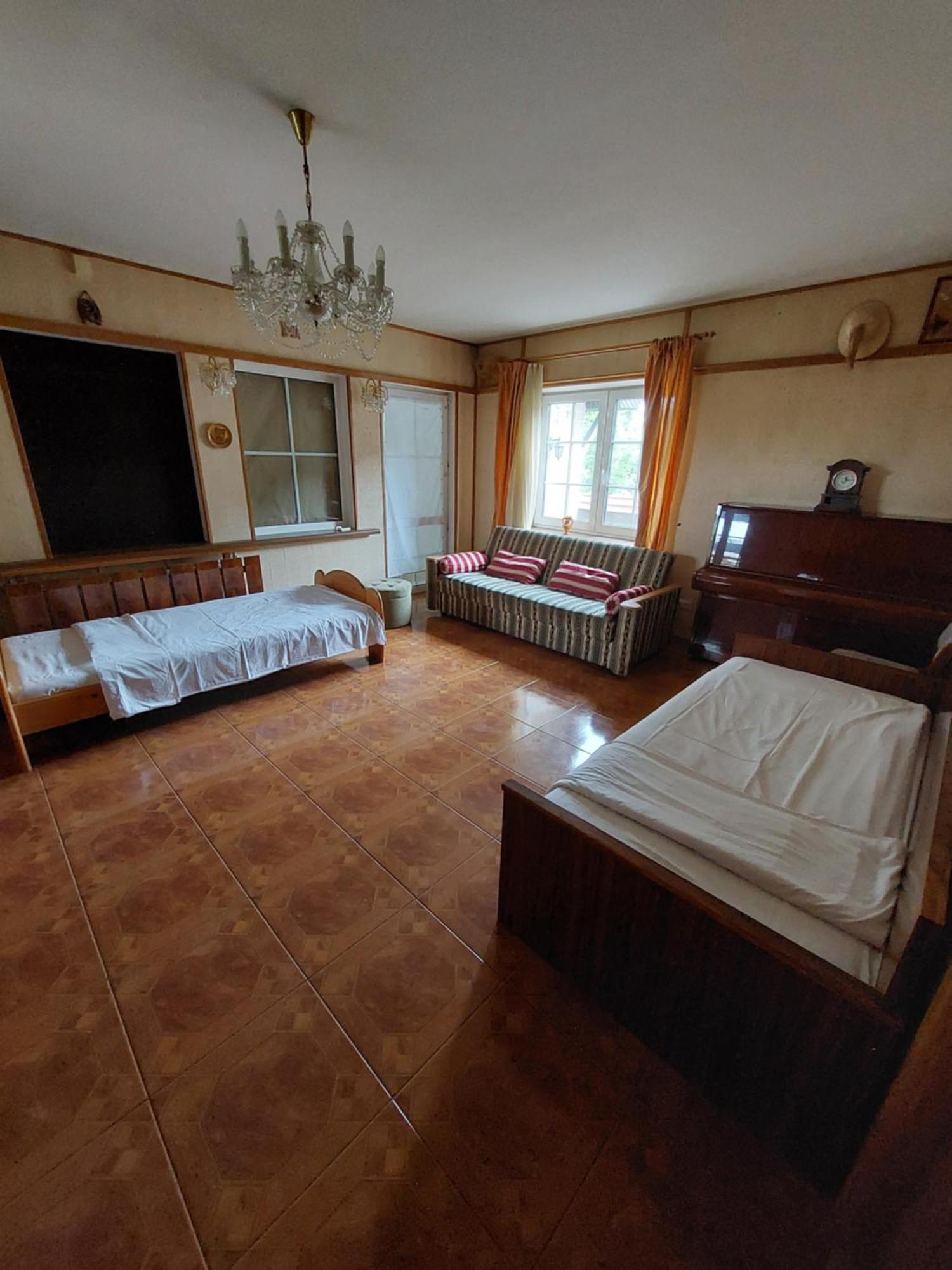 Urusel Guest house *